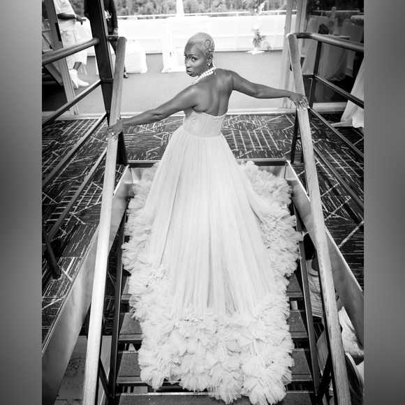 Sea foam green gown - Picture 10 of 10